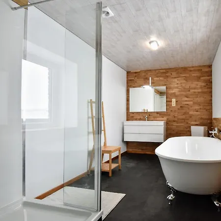 Luxury Pool In Goesnes, Cleaning Included *